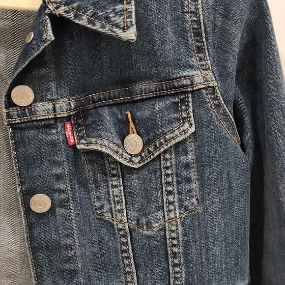 Levi's Denim Jacket Size S - Picture 3 of 8